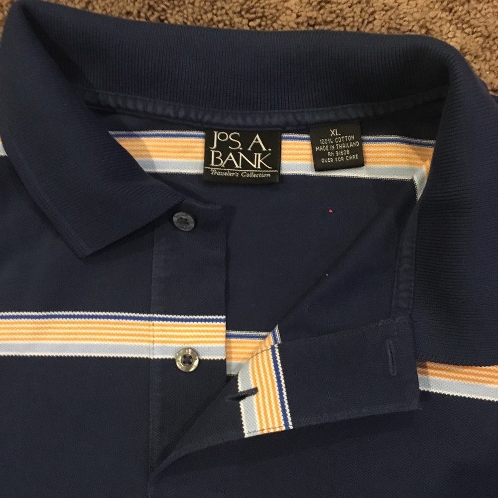 Polo - Picture 2 of 2
